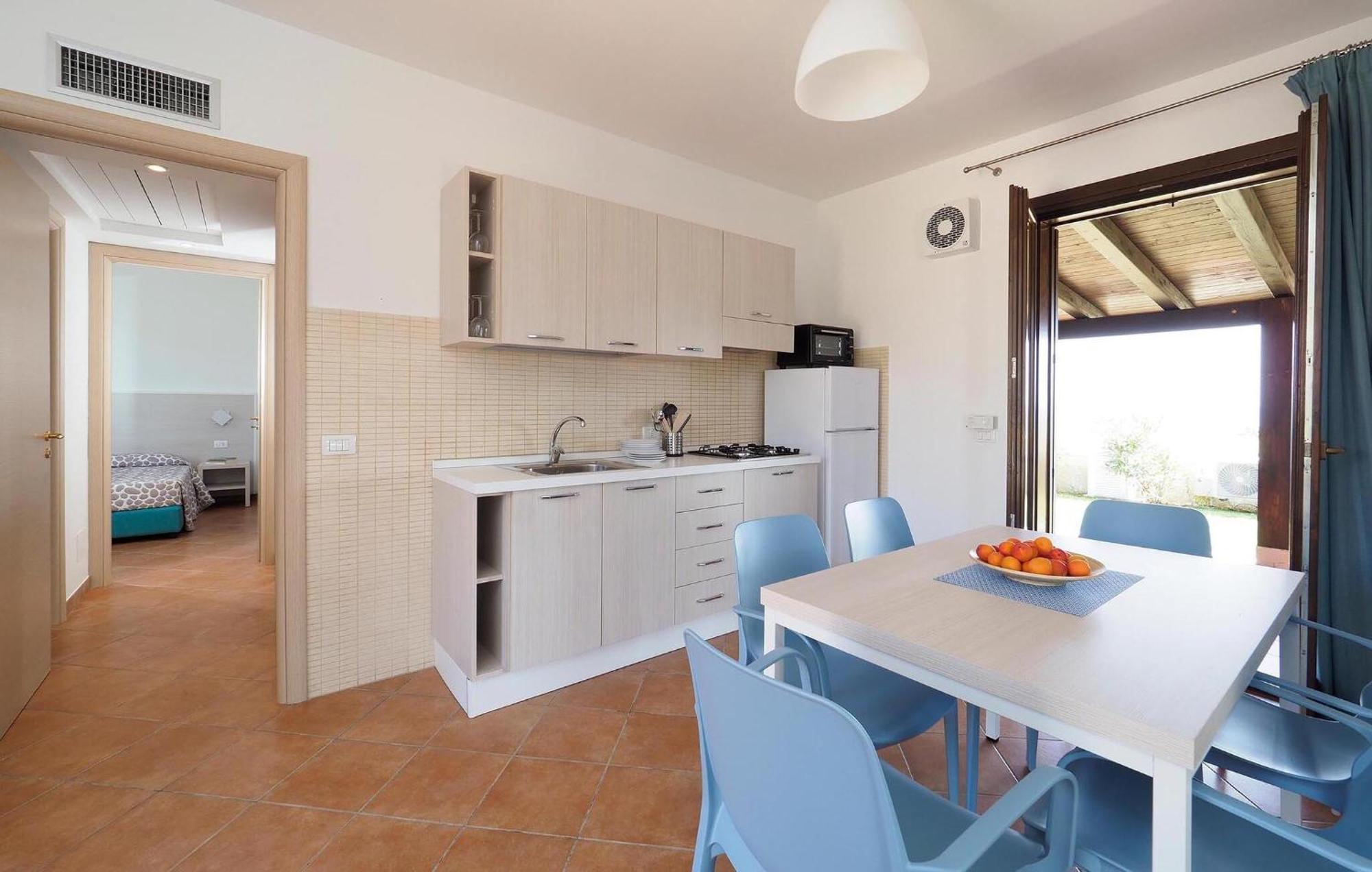 Lovely Home In Marina Di Modica With Kitchenette מראה חיצוני תמונה