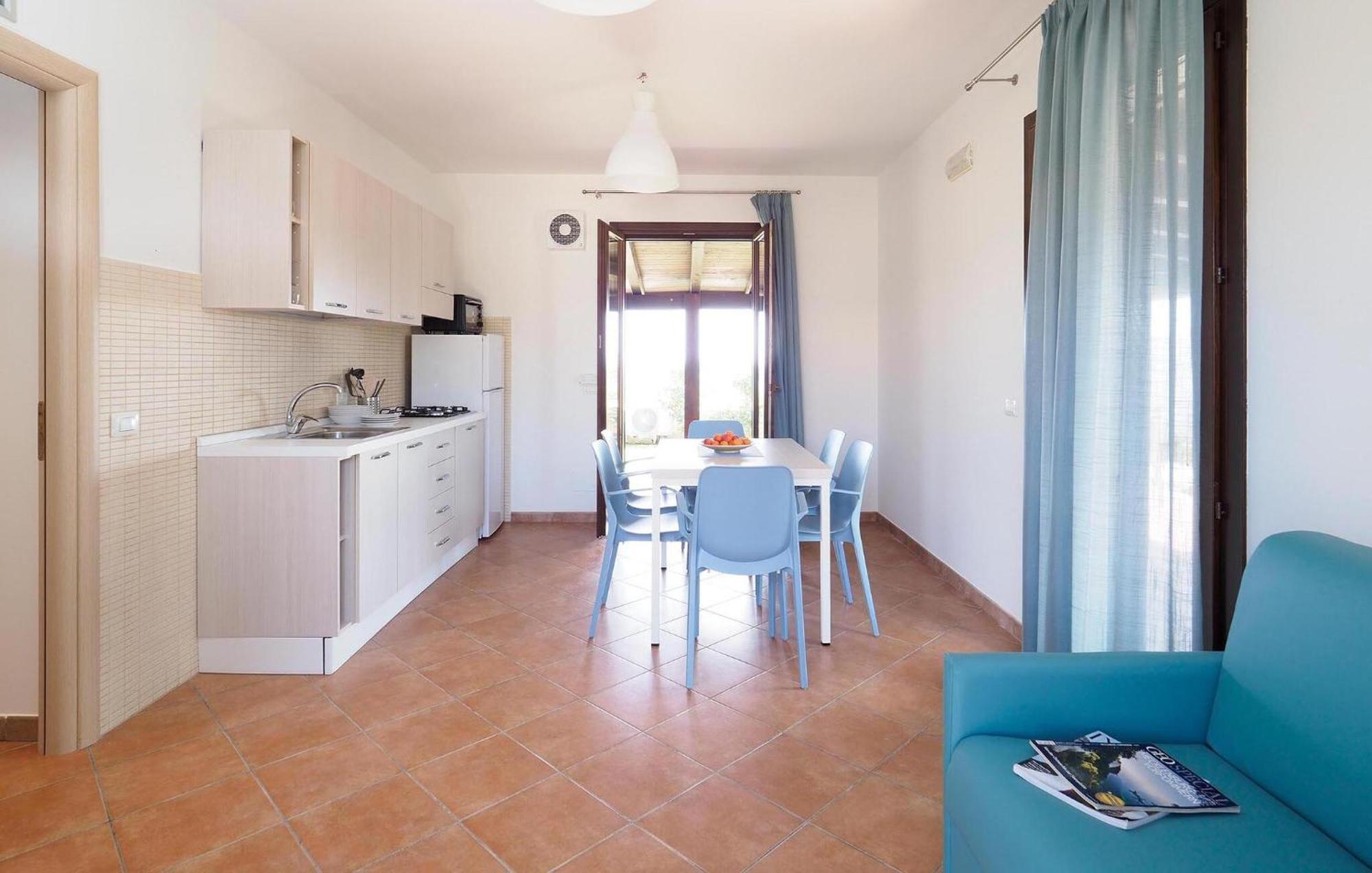 Lovely Home In Marina Di Modica With Kitchenette מראה חיצוני תמונה