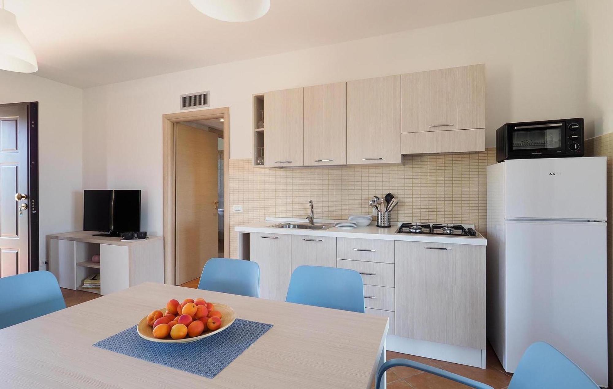 Lovely Home In Marina Di Modica With Kitchenette מראה חיצוני תמונה