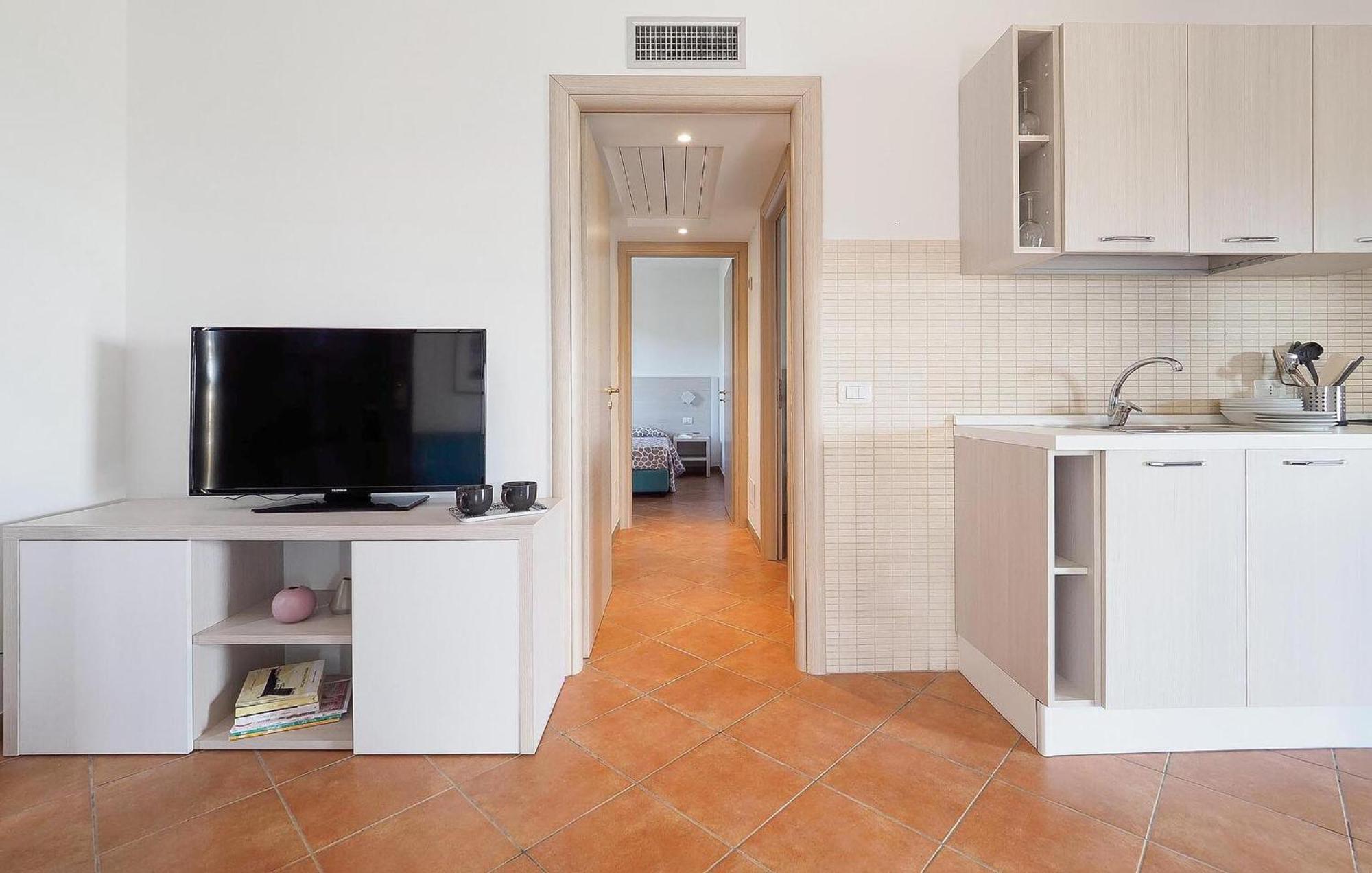 Lovely Home In Marina Di Modica With Kitchenette מראה חיצוני תמונה